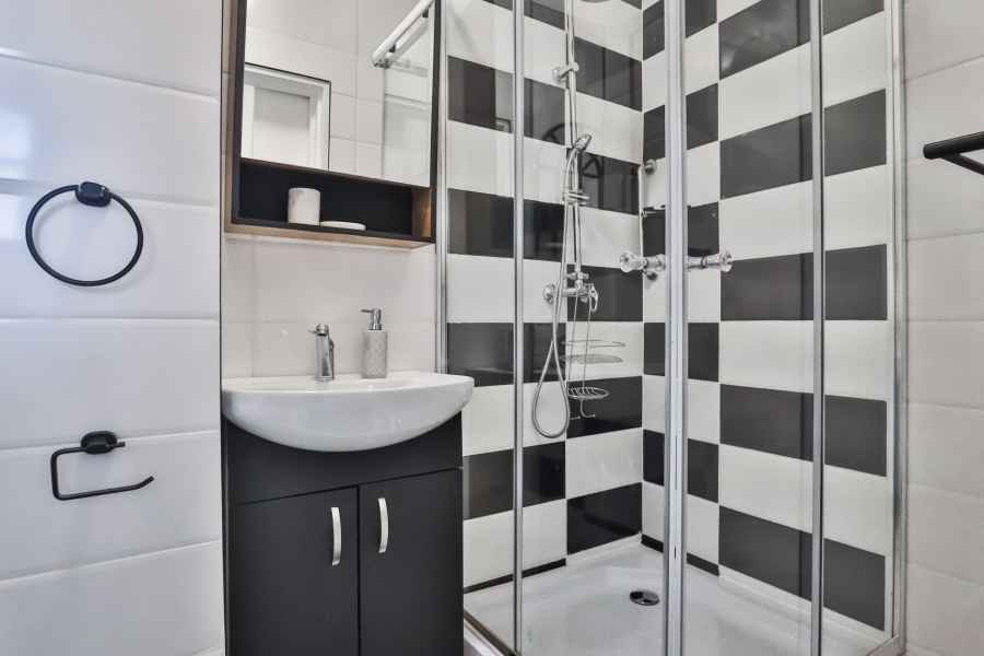 3 Bedroom Property for Sale in The Coves North West